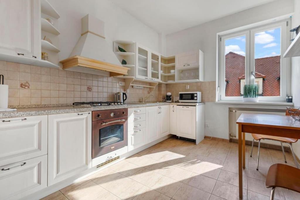 Exclusive Apartment In Centre Bratislava Exteriér fotografie